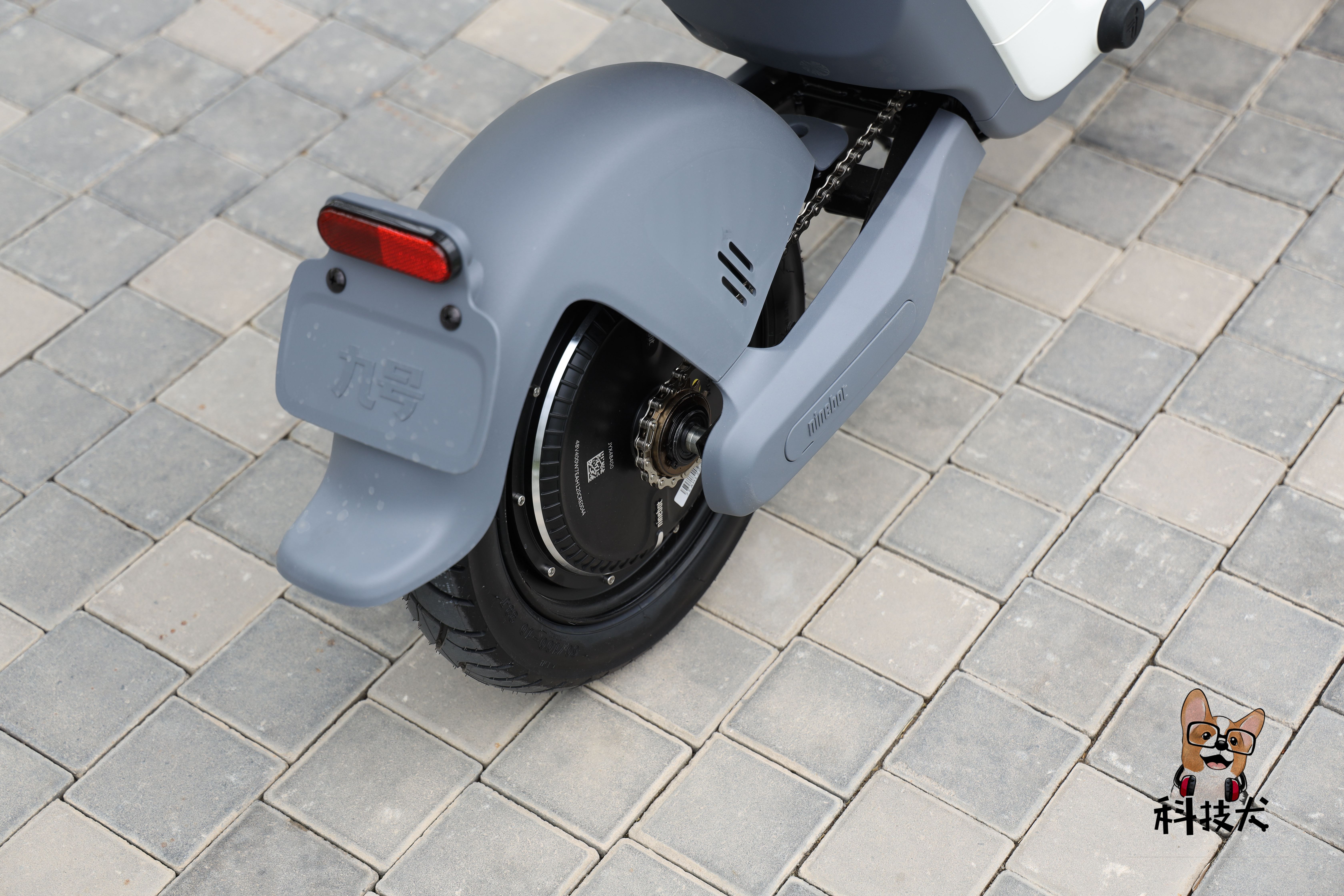 九号电动车c60功能,九号c60电动车防盗