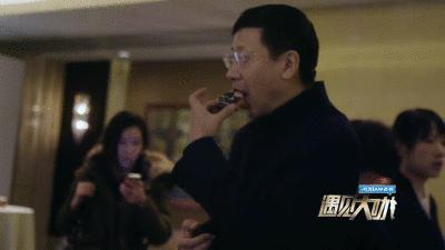 两个幕后资本大佬的故事,两个幕后的资本大佬