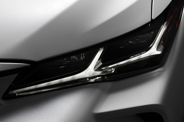 亚洲龙买汽油版好还是买混动好,亚洲龙同等价格买燃油还是混动