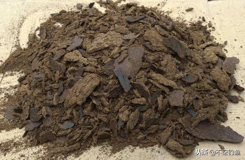 抛竿爆炸钩鲢鳙商品饵料配方,抛竿钓鱼怎样选择鱼钩饵料
