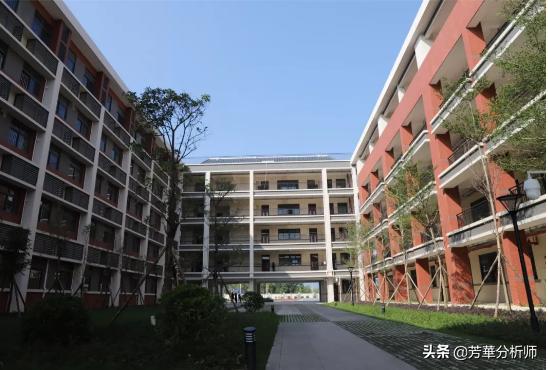 清远保利花园最新楼价,清远清新保利花园质量纠纷