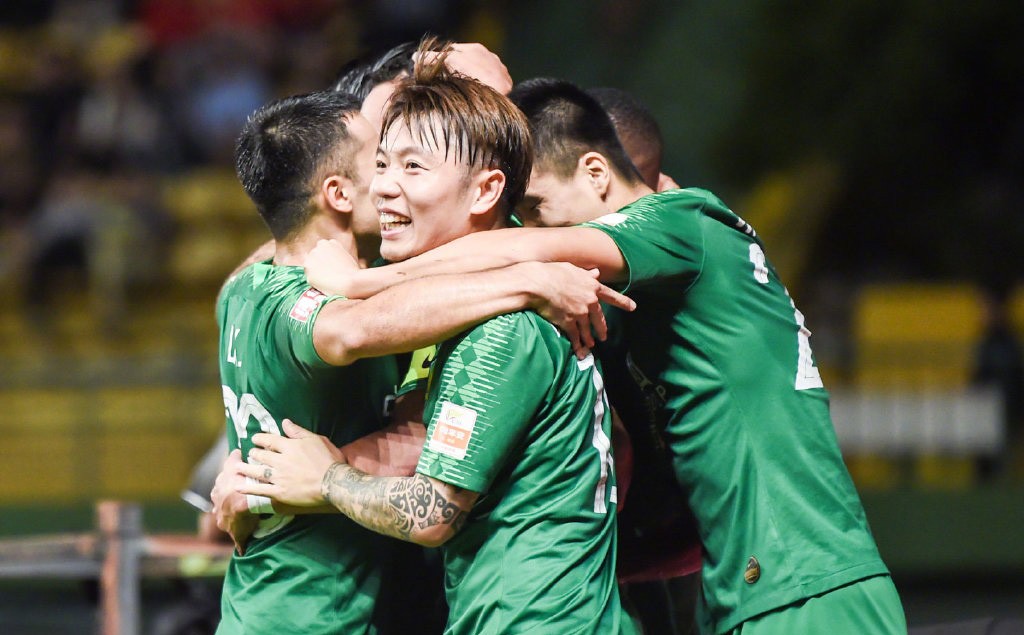 客场2-1逆转战胜富力,中超焦点战国安1比3不敌恒大