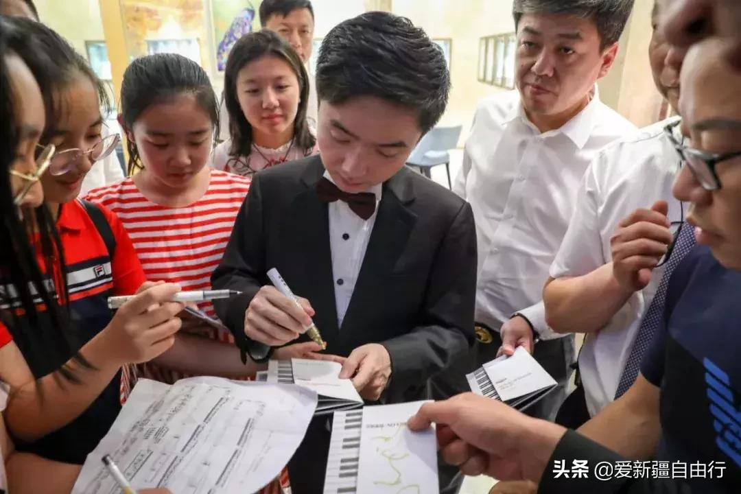 沈文裕钢琴独奏前奏曲,沈文裕独奏音乐会