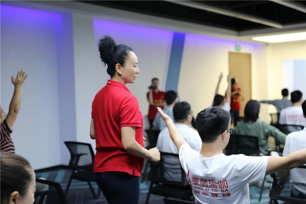 景丽瑜伽理疗视频,景丽瑜伽全集完整版