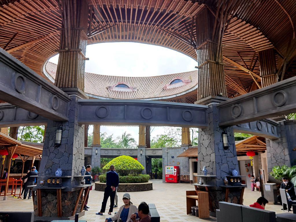 海南度蜜月温泉,海南去哪里泡温泉最合适