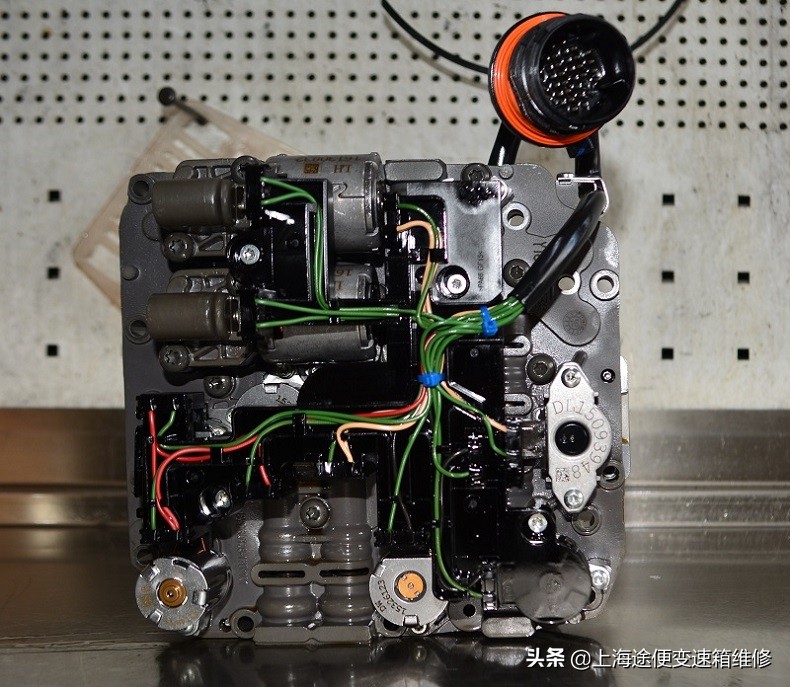 新款比亚迪唐变速箱维修,比亚迪唐变速器功能受限要咋办