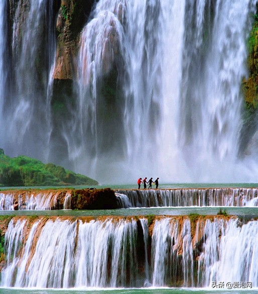 罗平九龙瀑布简介,旅行罗平九龙瀑布风景