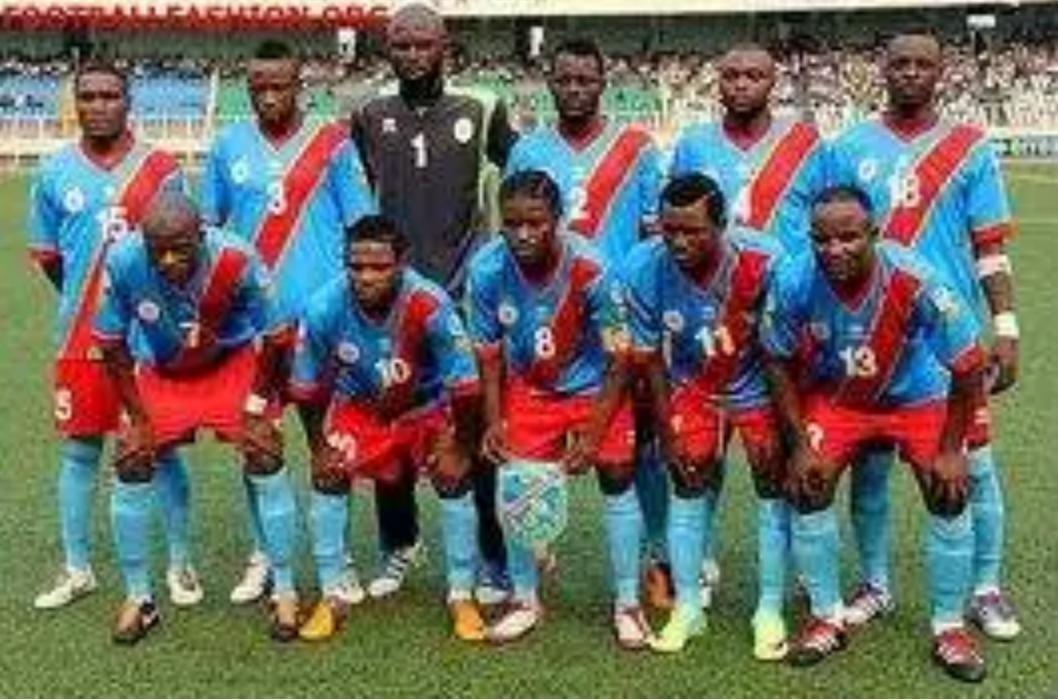 世界足坛最高身高,足球史上身高最高的球员是谁