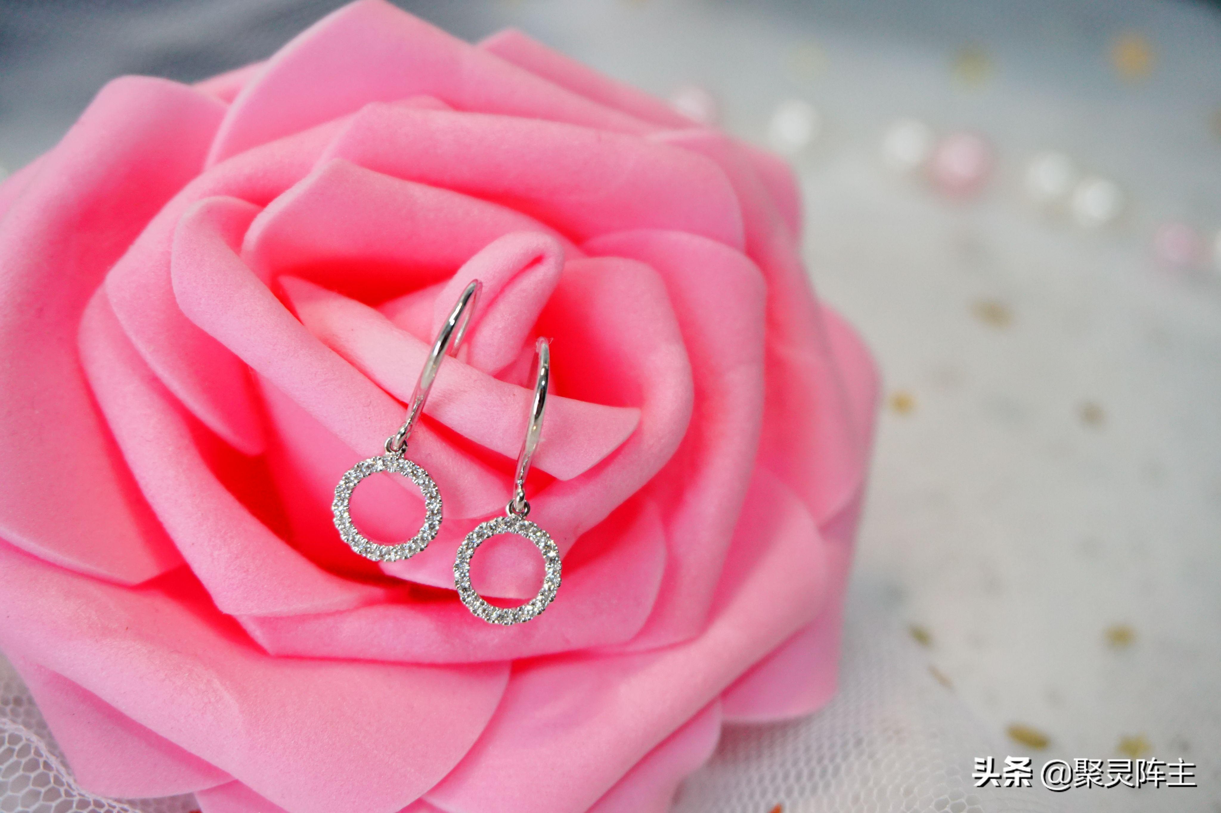 为至爱之人，我在BlueNile购买了这些绝美首饰