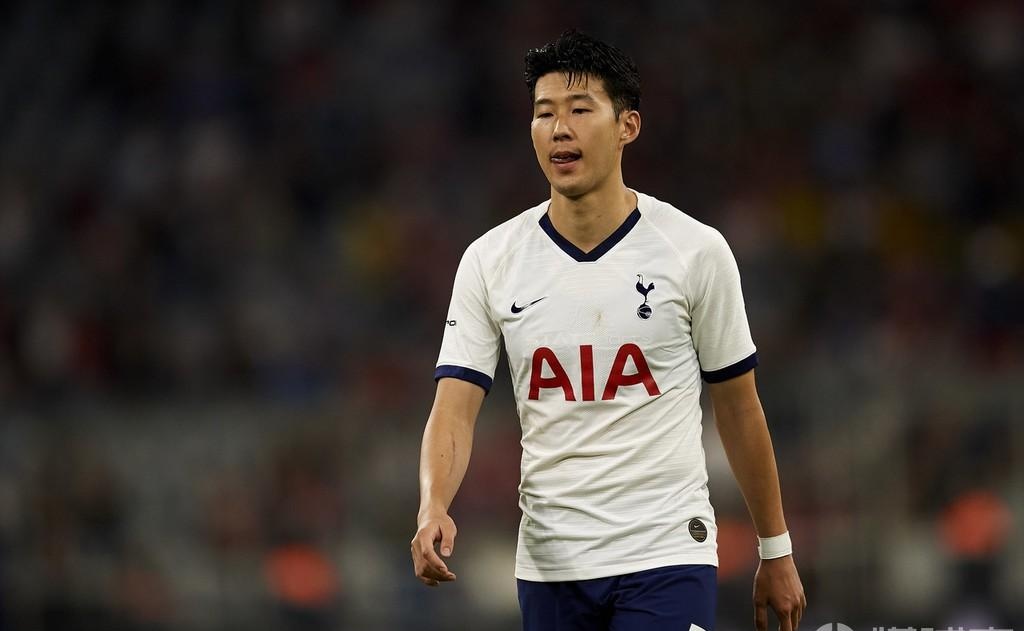 fifa足球世界梅西和vip梅西,fifa20内年度最佳阵容梅西