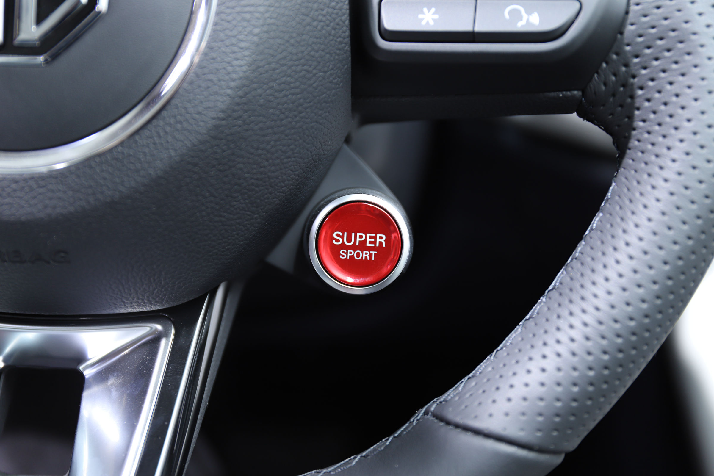 2.0t甯ose闊冲搷鐨勮溅,鍚嶇埖mgbose