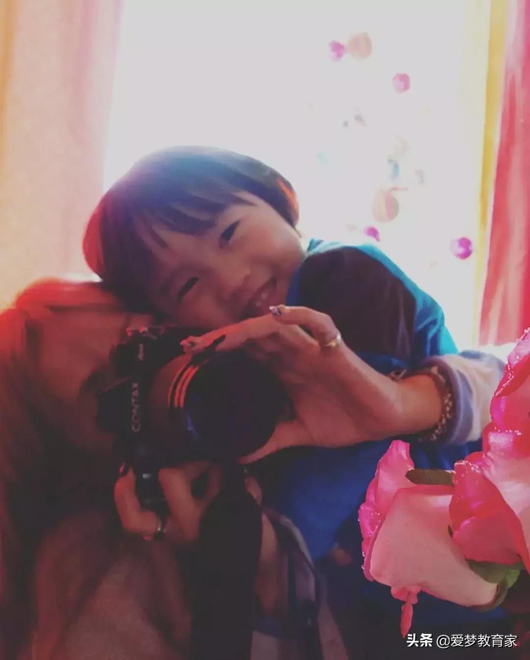 亚洲最狂野女导演，一年出3部新片，半个演艺圈为她站台