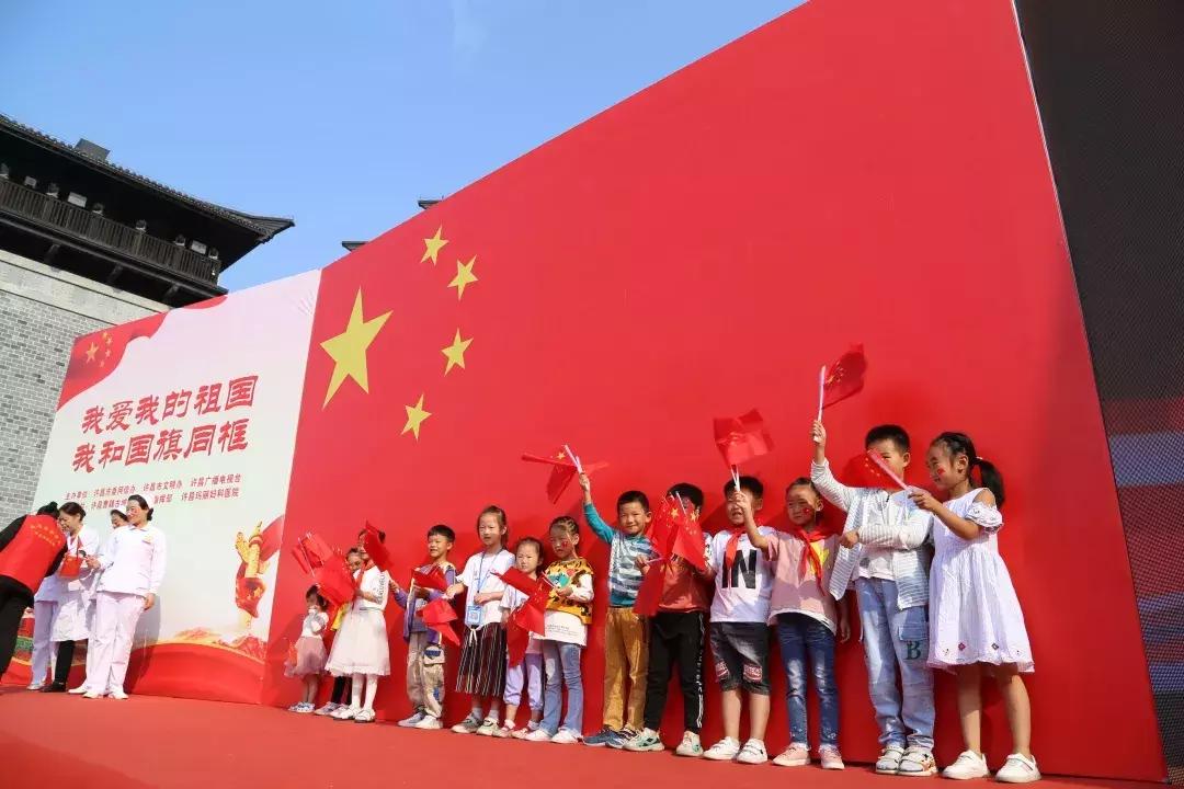 栉风沐雨七十载沧桑巨变铸辉煌,栉风沐雨一百年砥砺前行