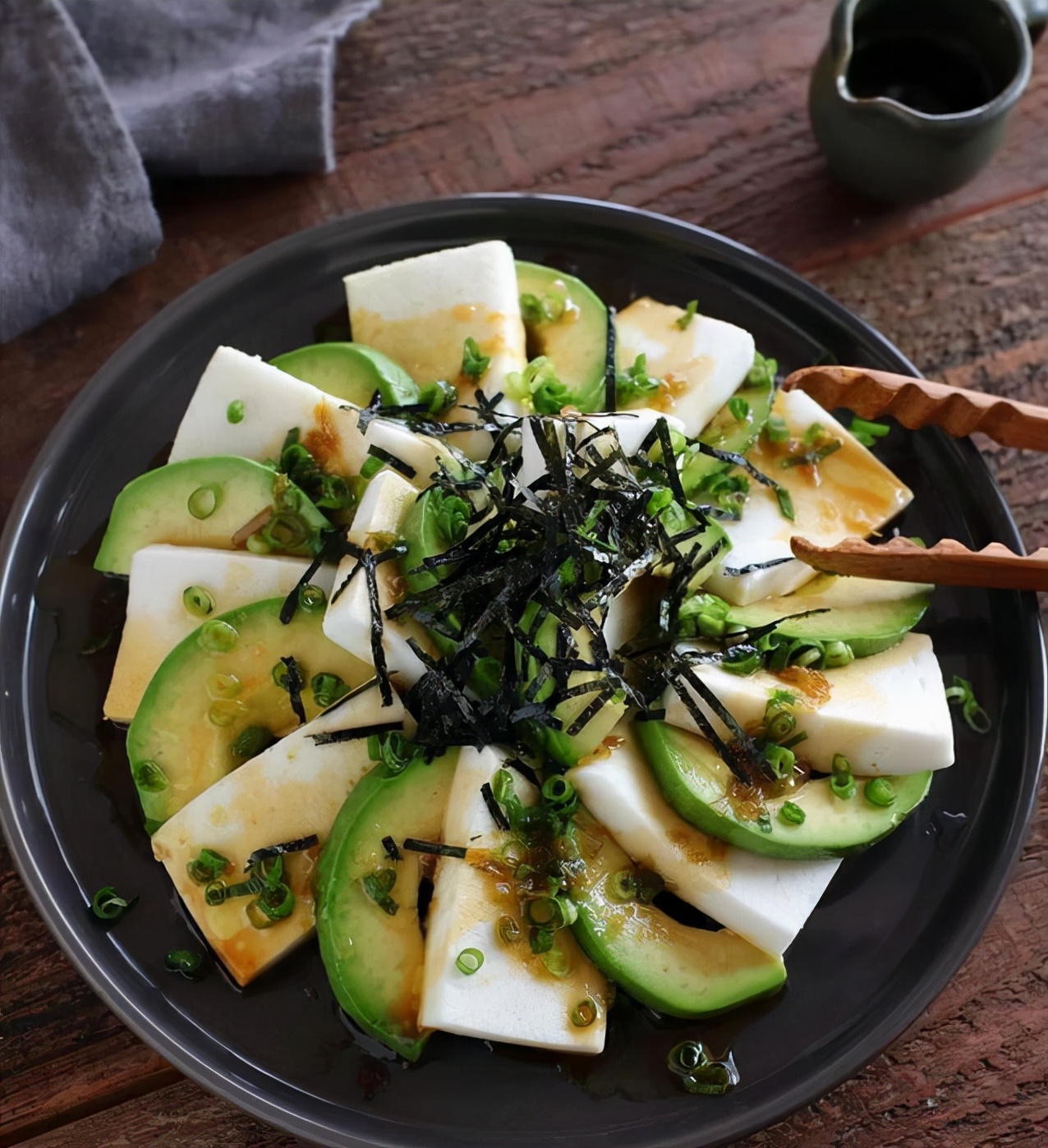 从不做饭的日本夫妻老人,日本夫妇每天在家做饭