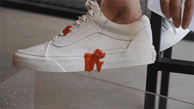 小白鞋发黄怎么能刷干净,小白鞋洗了快速干且不发黄的技巧