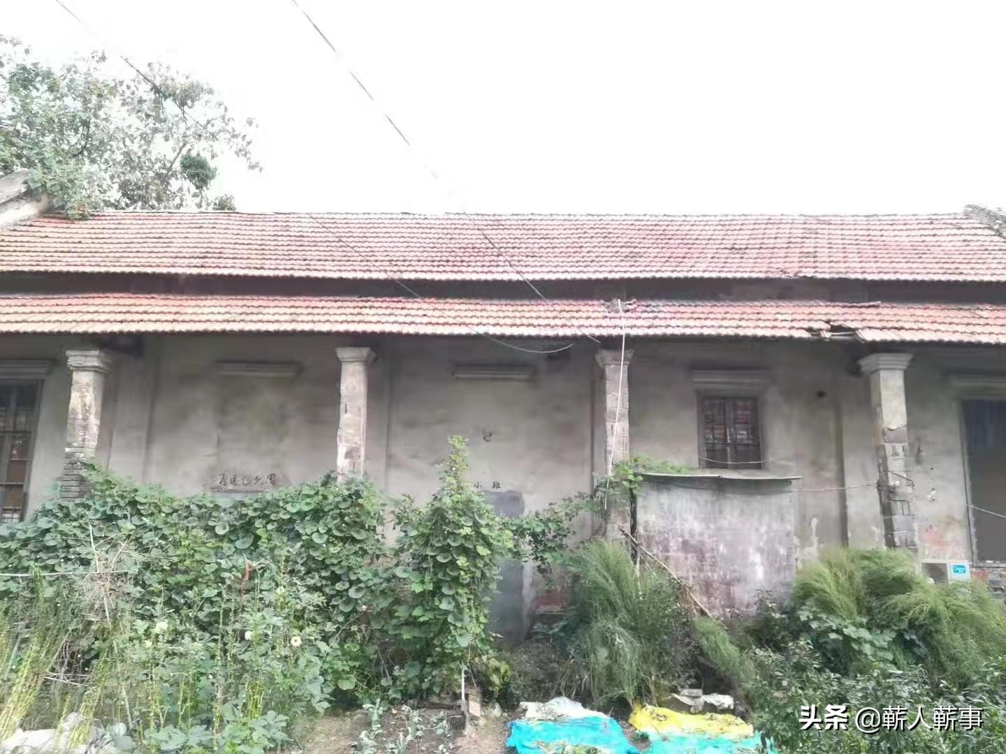 教堂被拆了的视频,天主堂十字架废弃