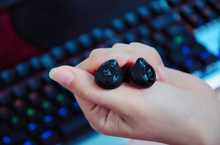 好用不超过50块钱的耳机,亿格瑞a5二代听音乐