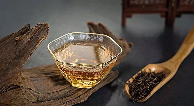 冰箱有异味怎么清除小妙招,怎样去除冰箱的异味又简单又方便