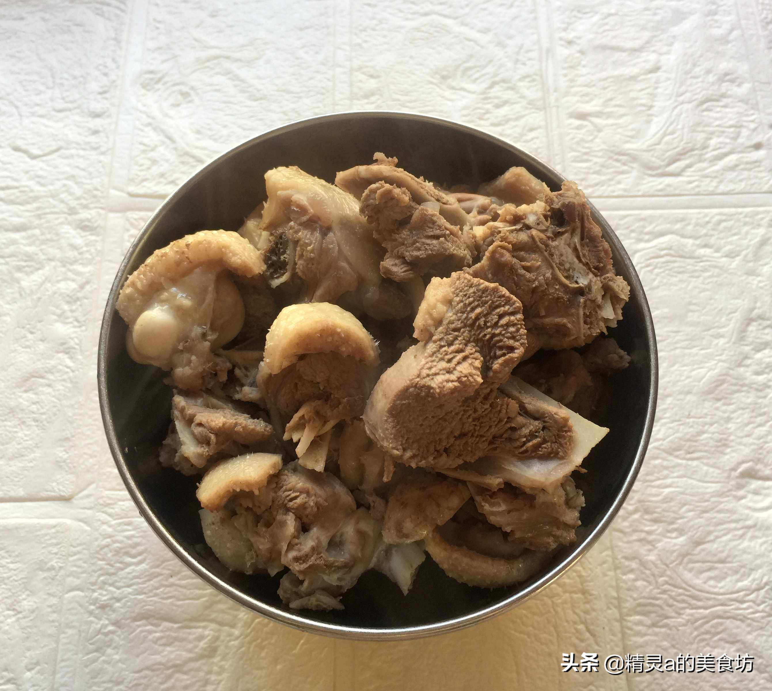 酸萝卜老鸭汤的经典做法,酸萝卜老鸭汤最正宗的做法短视频