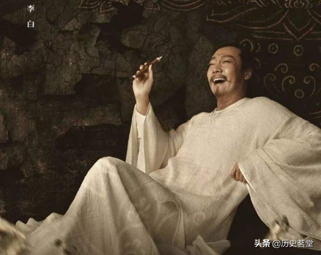 静夜思李白的经典古诗词解析,李白的静夜思真正原诗