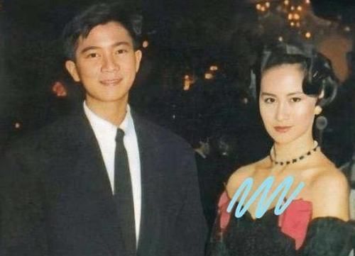 何超琼的传奇人生,何超琼的智慧与超凡的能力