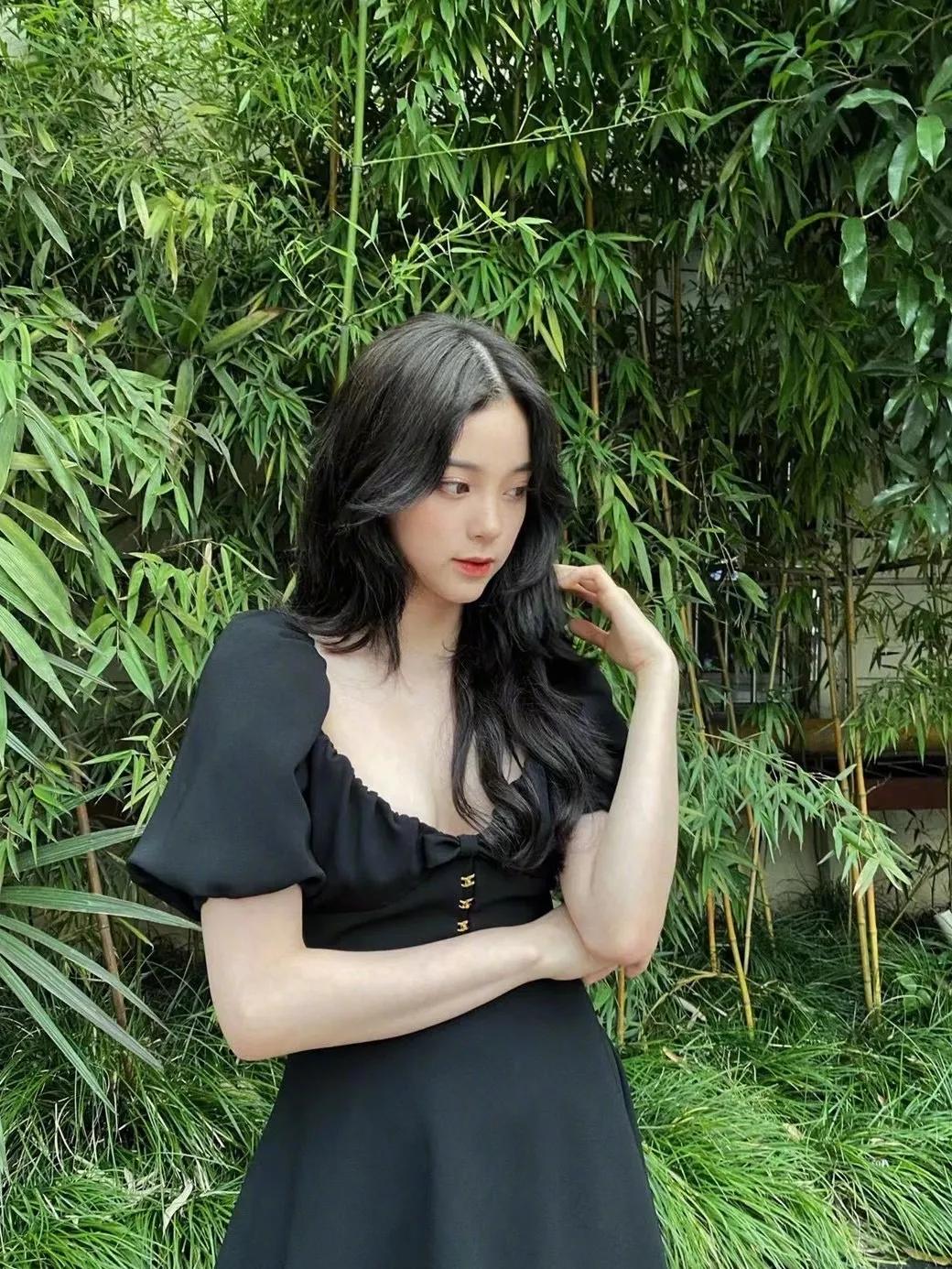 还在穿短袖吗,夏季法式泡泡袖怎么穿