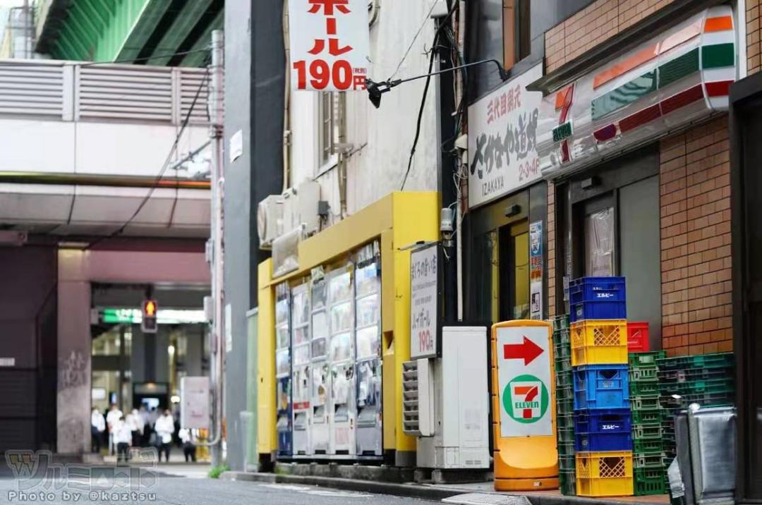 汉堡王少放一片西红柿是新闻？711加盟商便利店的卫生问题还少吗