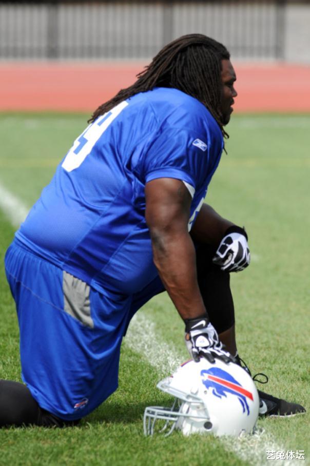 世界上最大的篮球巨星奥尼尔,世界上最伟大的运动员姚明