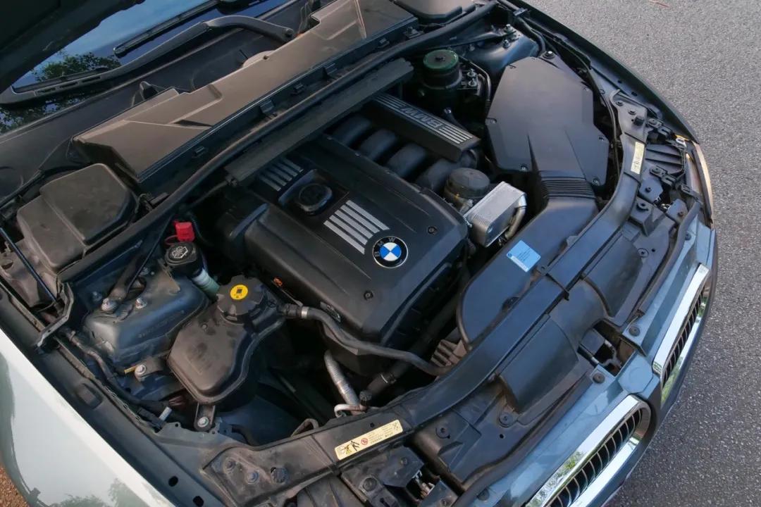 宝马330i敞篷价格报价,二手宝马330i敞篷车视频