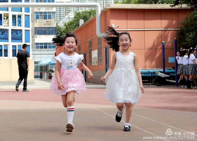 金色童年8张图片,金色的童年相片