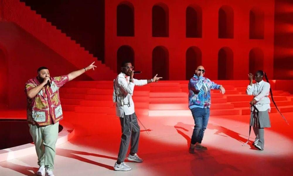 鬼鬼吴映洁牛仔裤高清写真,鬼鬼吴映洁丹宁