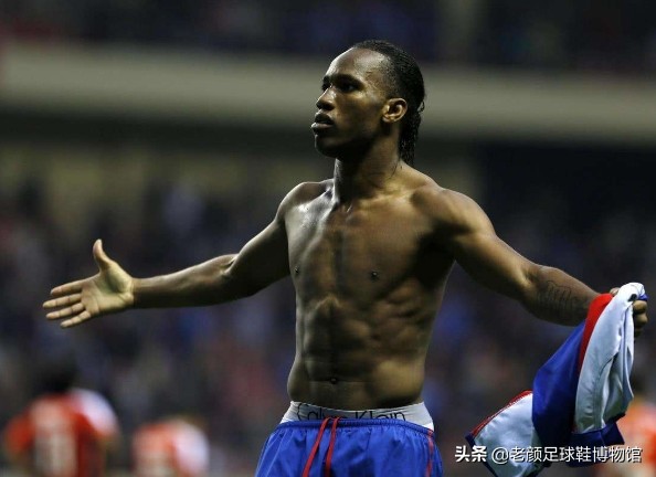 中超史上最强外援，专门碾压后卫，欧冠绝杀拜仁的非洲足球先生
