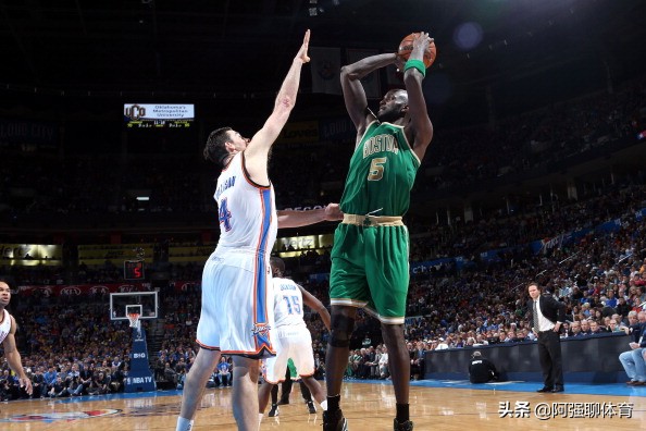 科比入选名人堂有争议吗,科比入选名人堂简介