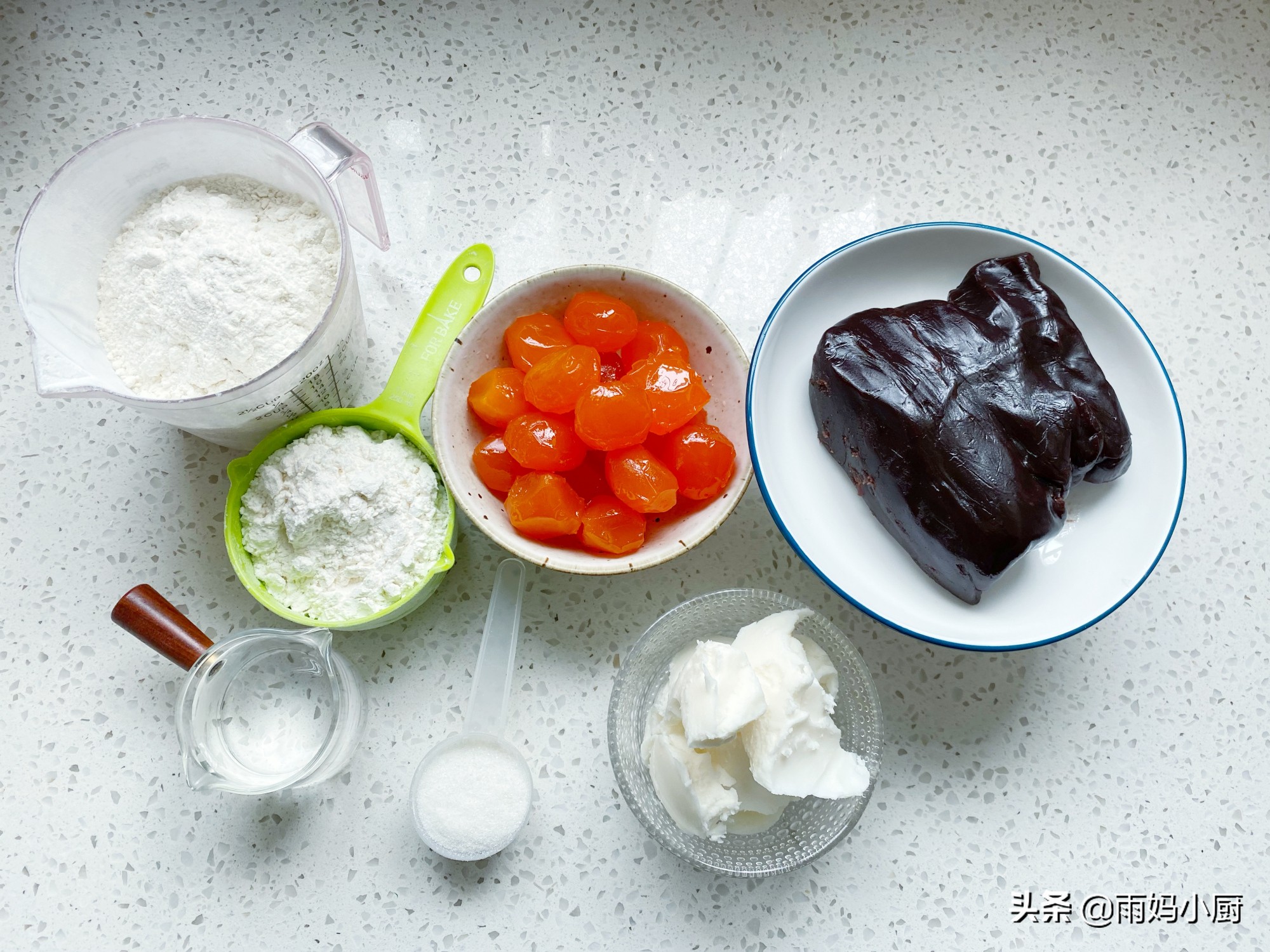 中秋节必备点心四色螺旋蛋黄酥,中秋节买不起月饼自己做蛋黄酥
