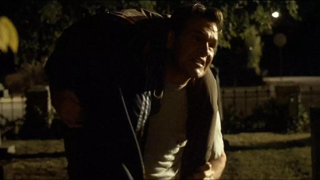 一部被低估的黑色幽默经典电影,一部极具讽刺意味的黑色幽默电影