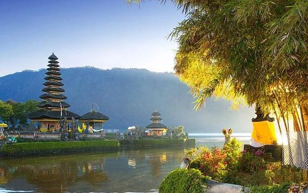 也许是害怕孤独，总喜欢听歌，适合在孤独寂寞打包*载下**MP3音乐？