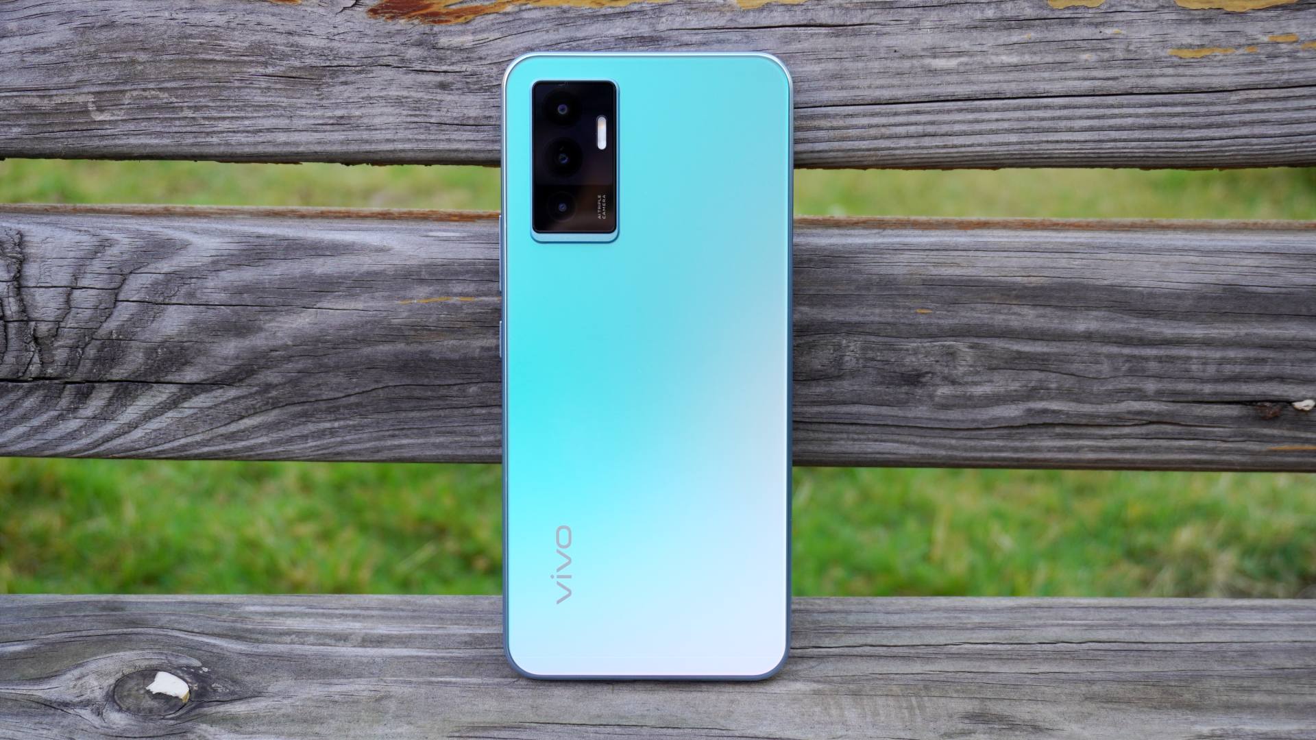 让自拍照告别傻白甜的风格，vivoS10e是如何做到的？