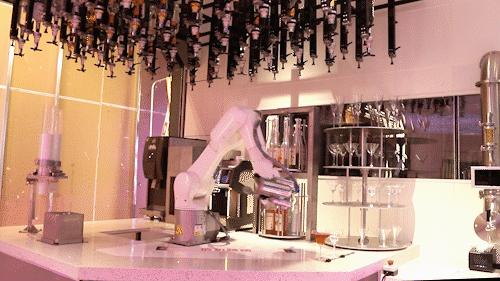 碧桂园自助机煲仔饭,碧桂园餐饮机器人武汉