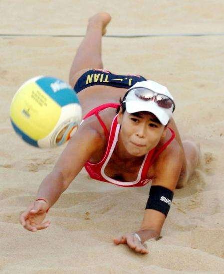 女子沙滩排球比赛超清片段,世界女子沙滩排球锦标赛慢镜头