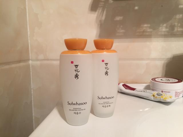 空瓶无数10年疯狂回购的护肤品,攒了半年的护肤空瓶分享