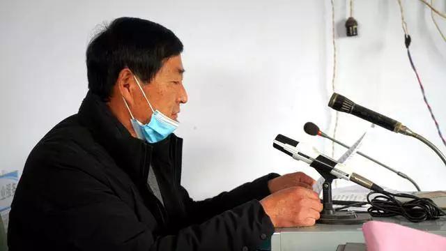 把肺炎拍成电影，我们拿到了一位导演的创作脚本