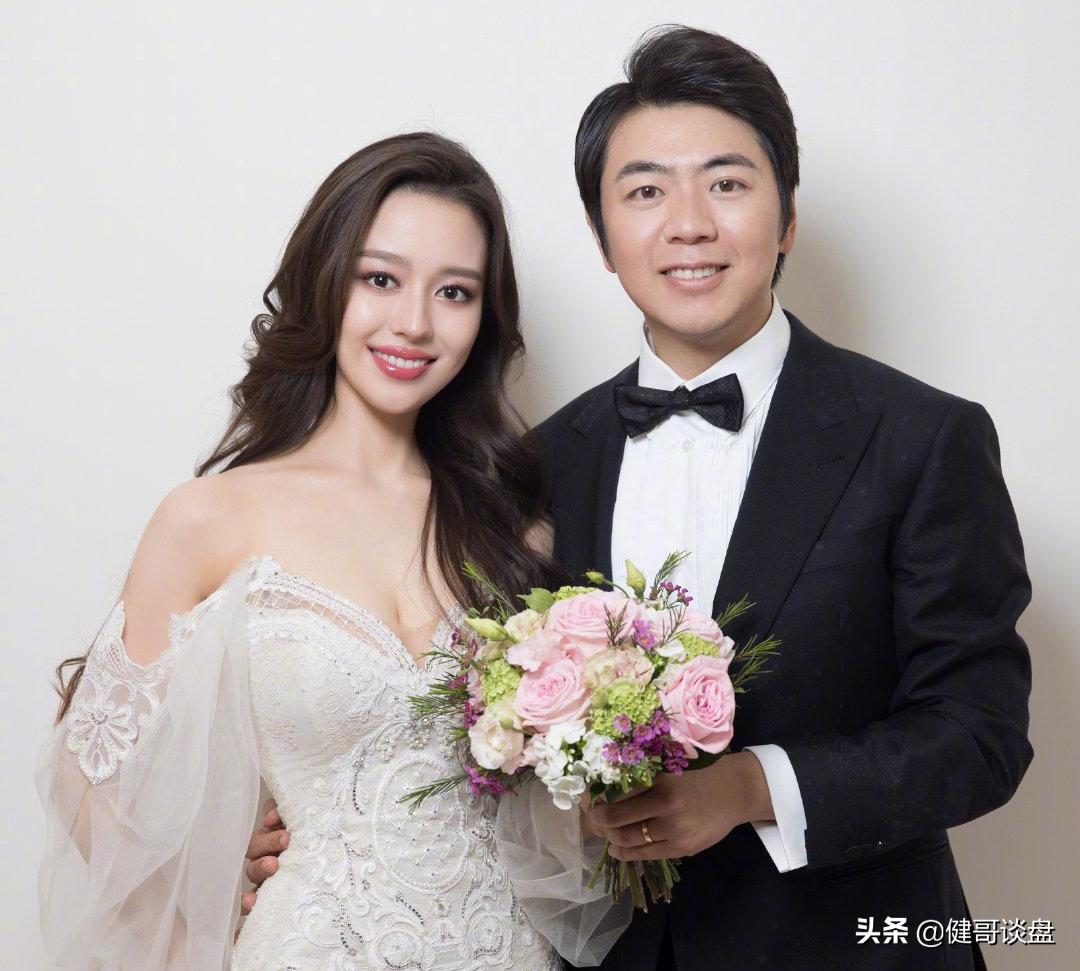 豪宅中的宾利，郎朗与大S等社会名流的选择——上海浦东星河湾