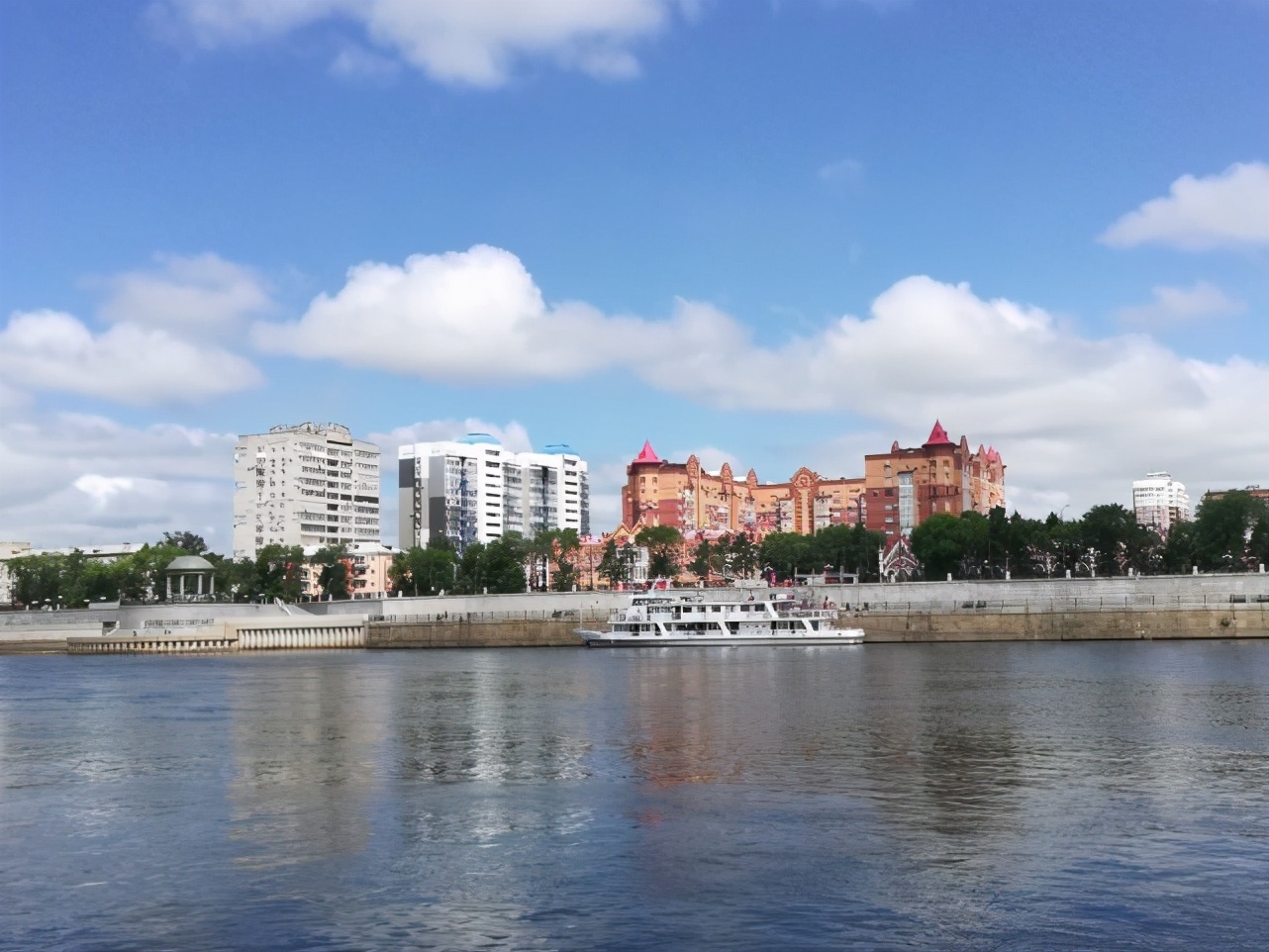 黑河澡堂俄罗斯人,俄罗斯人眼中的水