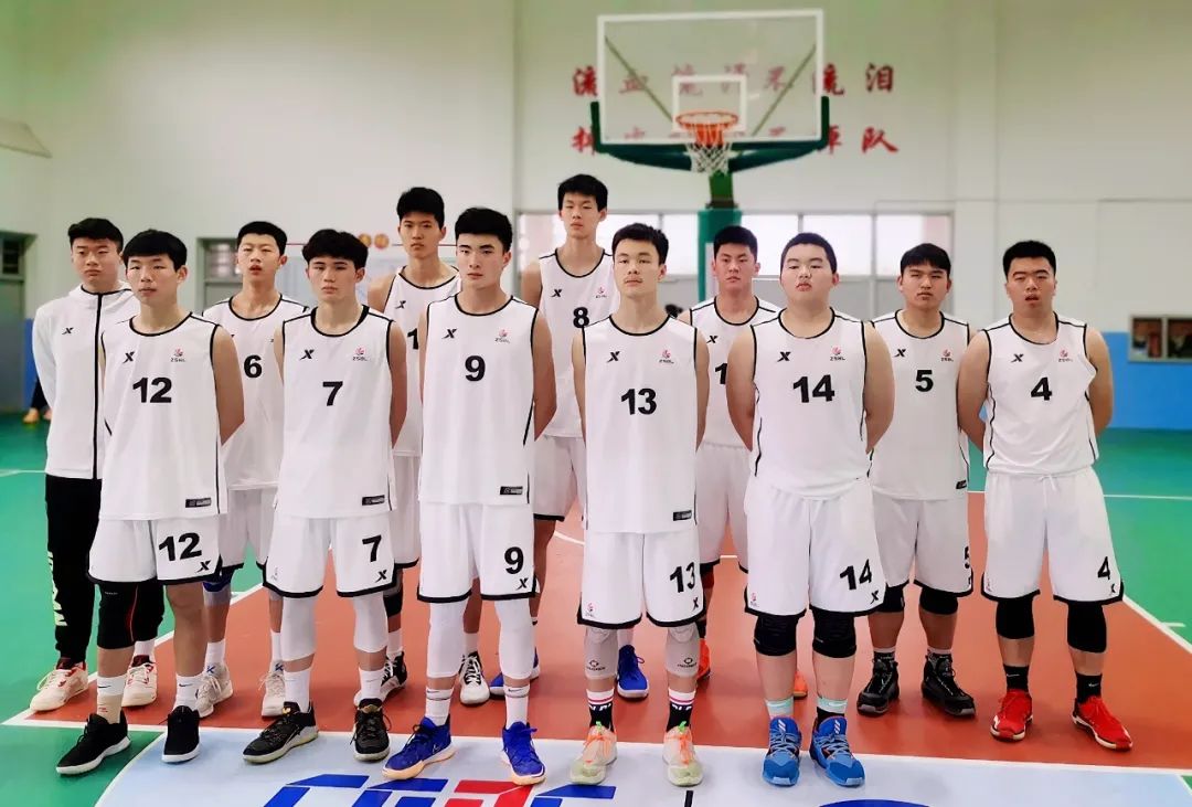 平均身高1.88米!余二高最帅男团,曝光了