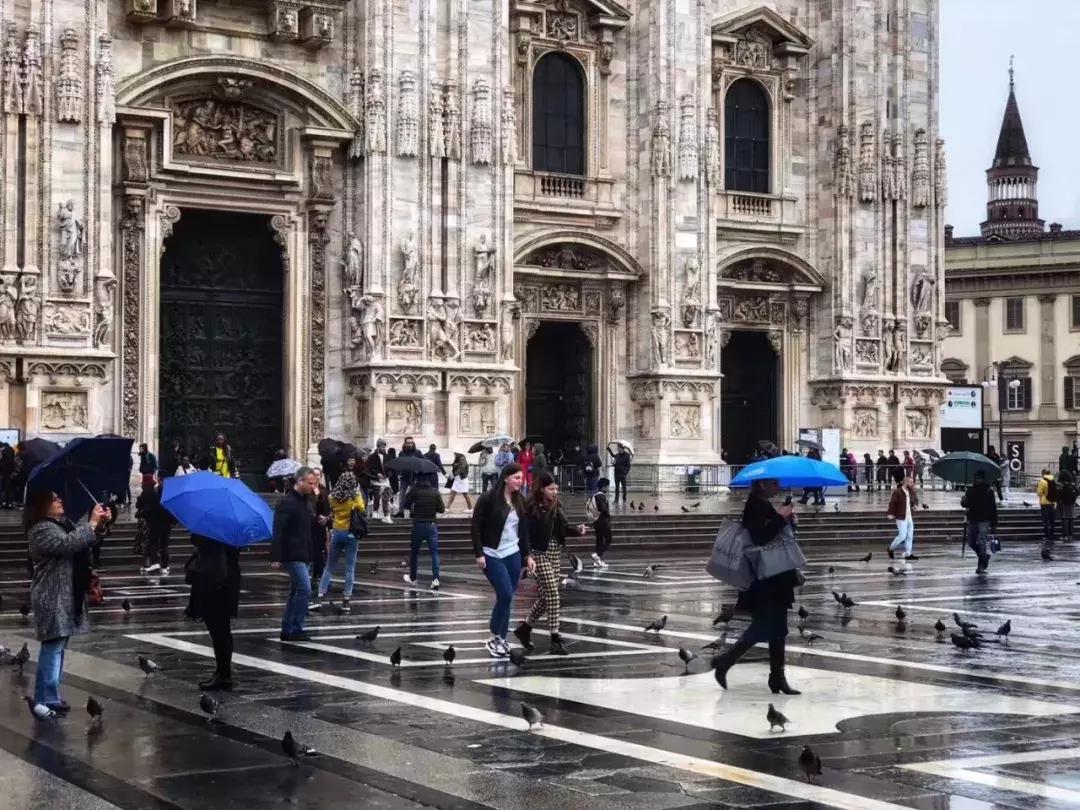 米兰展极简灯,米兰展惊艳的设计