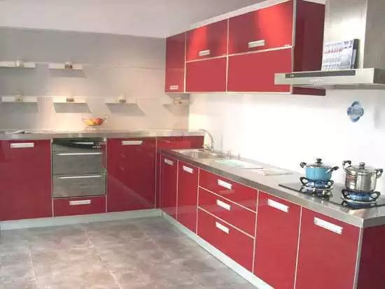 橱柜面板工艺比较好打理,橱柜柜体板材工艺