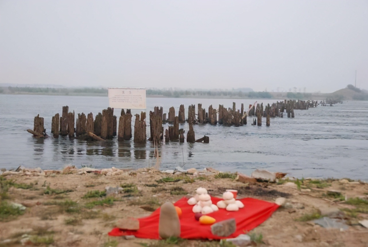 抗美援朝中我国工兵的杰作：炸不断的“隐形桥”，弄得美军懵圈