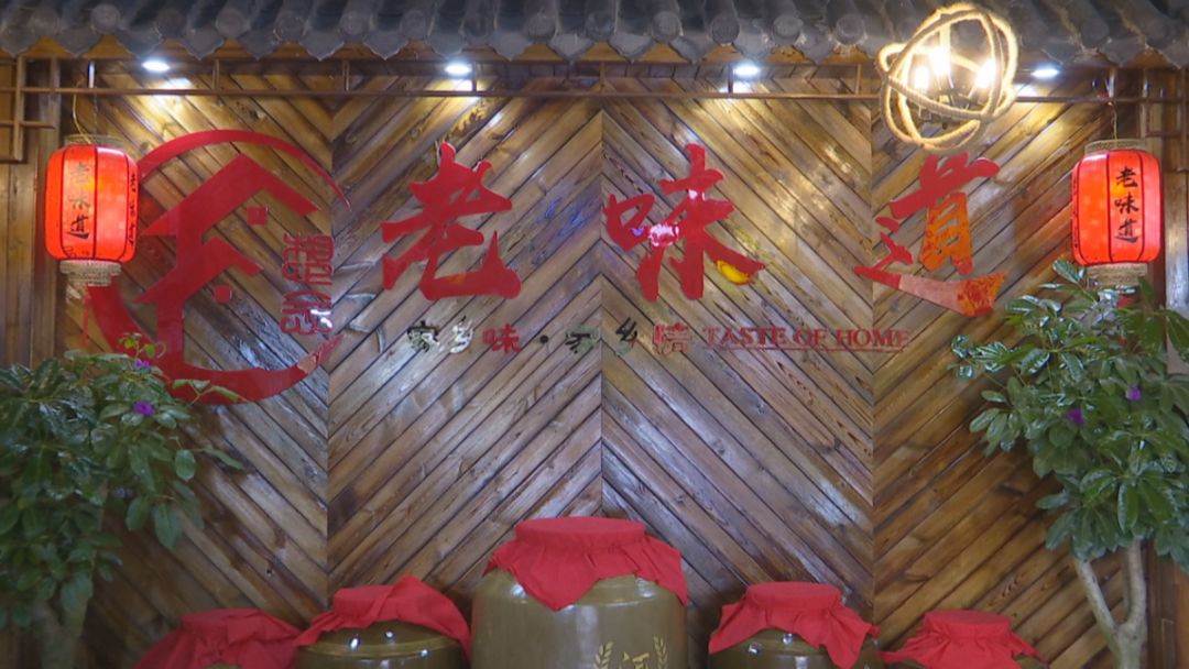 探寻银杏广场美食街，快带上你的味蕾加入我们吧！！