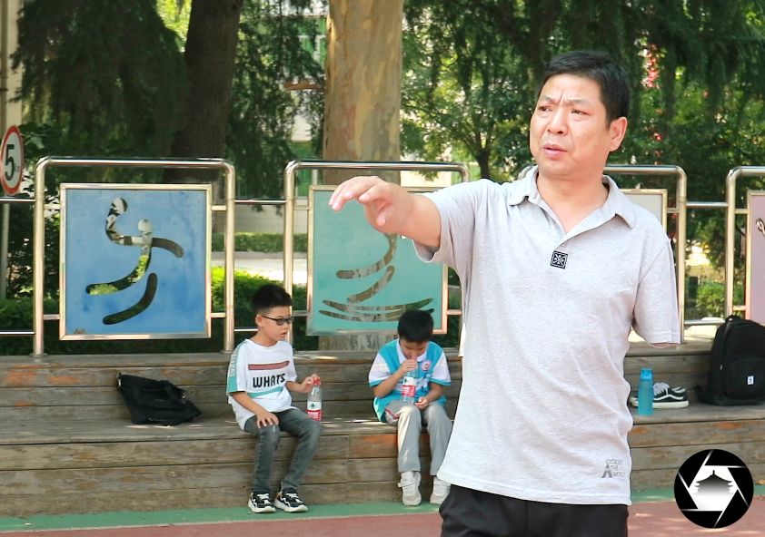 西安孩子踢足球的地方,西安哪里可以小朋友免费踢足球