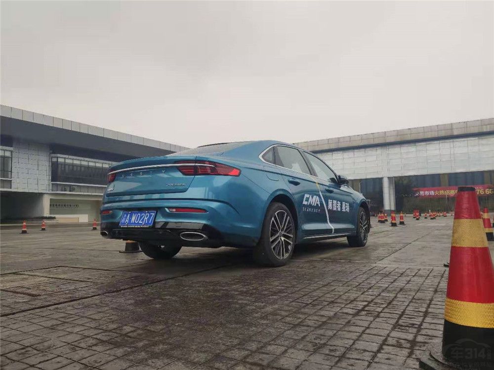 不试不比不卖的颠覆者,不试不比不卖的意思